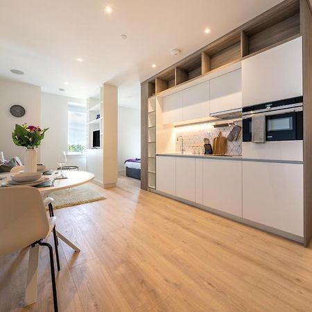 Cozy Apartments - Free Wifi And Parking Onsite Feltham Exteriör bild