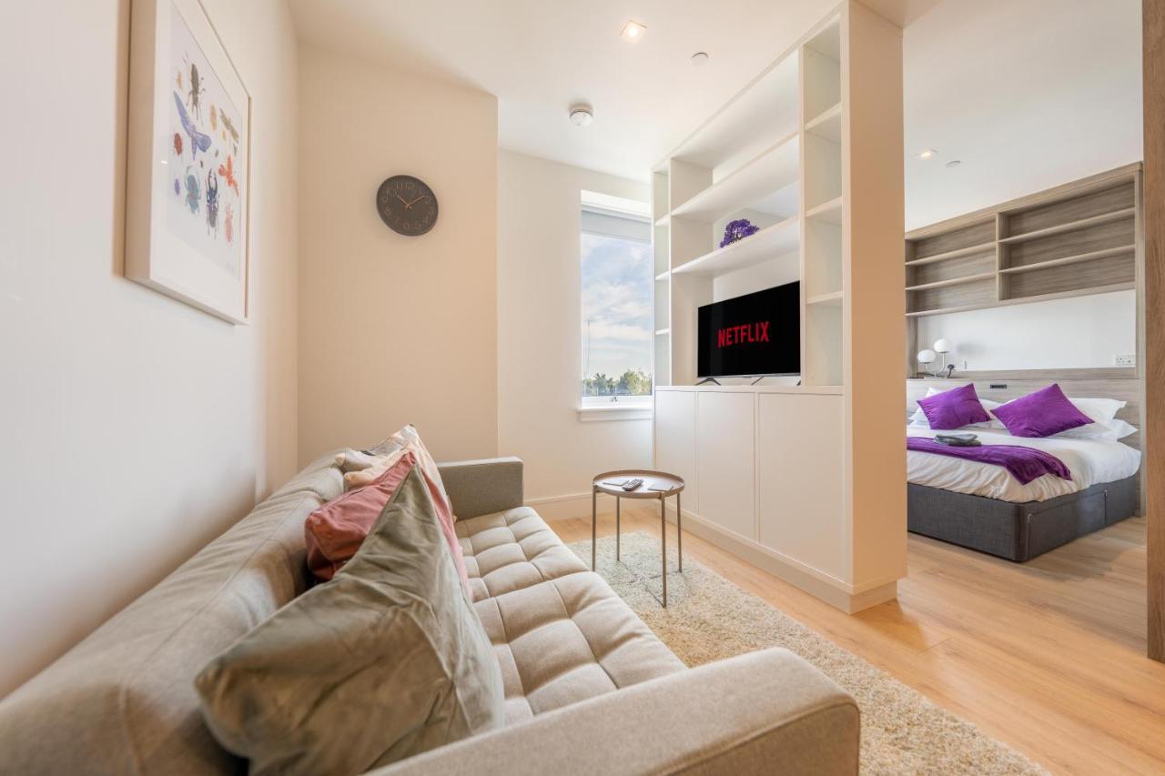 Cozy Apartments - Free Wifi And Parking Onsite Feltham Exteriör bild